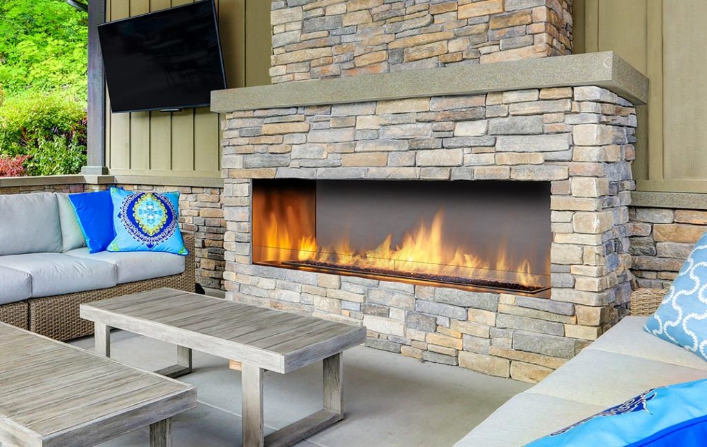 Regency: HZO60 Outdoor Fireplace