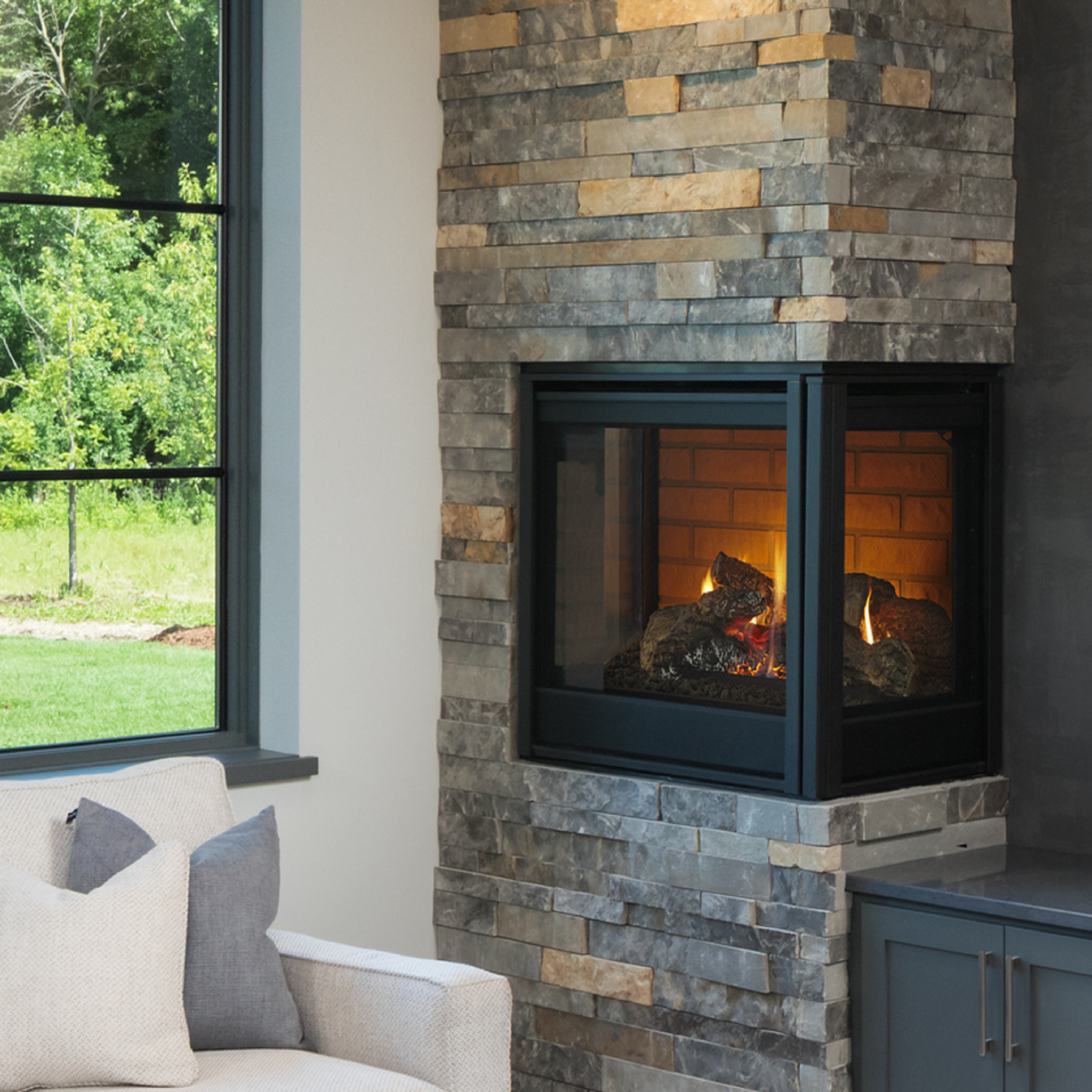 Hearth & Home Technologies: Corner Fireplace — primary view