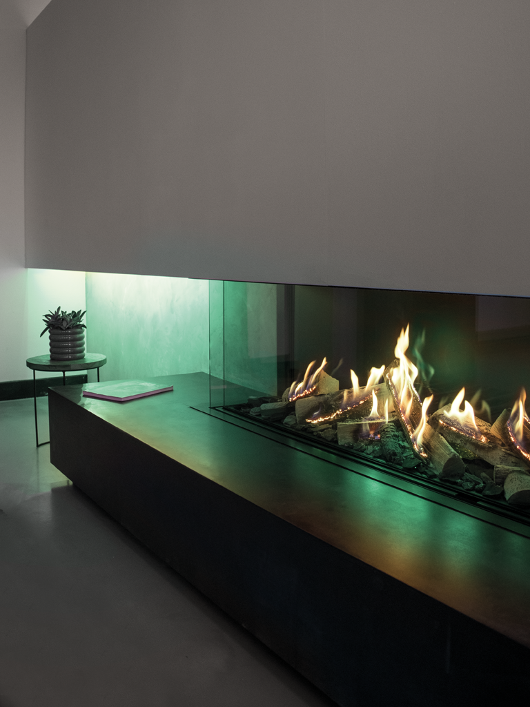 Camina & Schmid: Lina G 60-19 — primary view