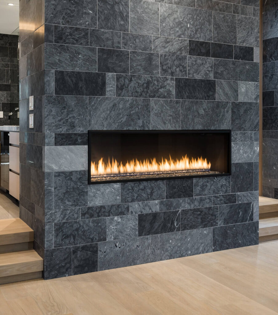 Montigo: Exemplar R420 Luxury